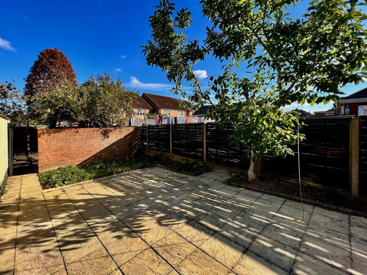 Curzon House One - Great For Contractors Or Family Holidays Cleethorpes Exteriér fotografie